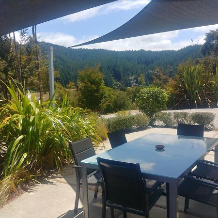 Ryder Ridge Holiday Home Motueka Bagian luar foto